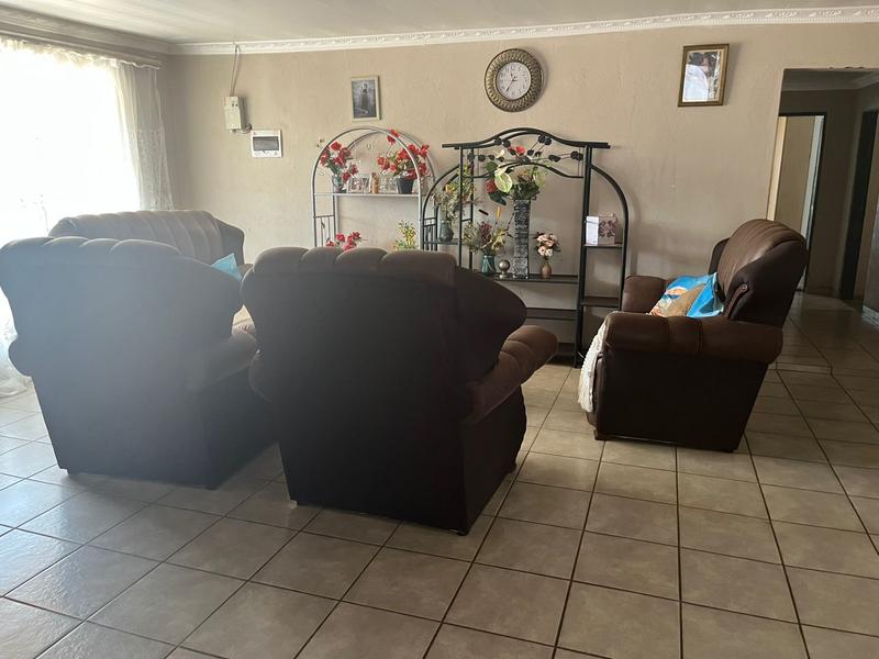 3 Bedroom Property for Sale in Mogwase North West